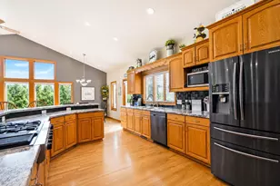 1901 16th St SW, Austin, MN 55912 - Photo 12