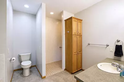 1901 16th Street SW, Austin, MN 55912 - Photo 20