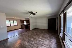 829 10th St SW, Wadena, MN 56482 - Photo 10
