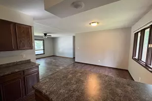 829 10th St SW, Wadena, MN 56482 - Photo 12