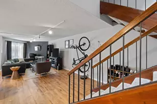 1372 Carling Dr, Saint Paul, MN 55108 - Photo 2