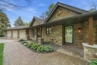 1831 Koehnen Circle, Excelsior, MN 55331 - Photo 4