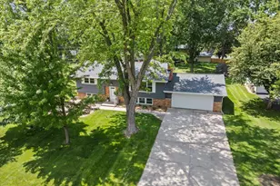 9131 Annapolis Ln N, Maple Grove, MN 55369 - Photo 2