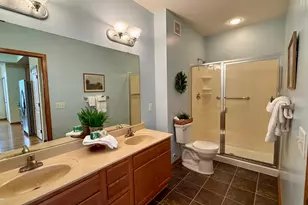 1244 County Rd D E, Maplewood, MN 55109 - Photo 10