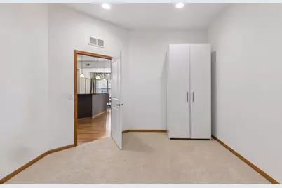 1244 County Road D E #102, Maplewood, MN 55109 - Photo 16