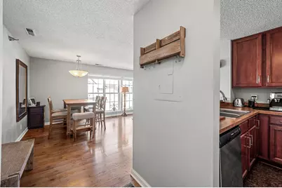 6020 Chasewood Parkway #203, Minnetonka, MN 55343 - Photo 10
