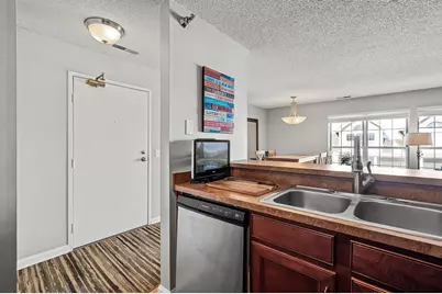 6020 Chasewood Parkway #203, Hopkins, MN 55343 - Photo 16