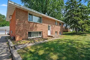 49 91st Ln NE, Blaine, MN 55434 - Photo 4