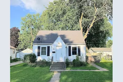 506 Saint Peter Avenue, Albert Lea, MN 56007 - Photo 1