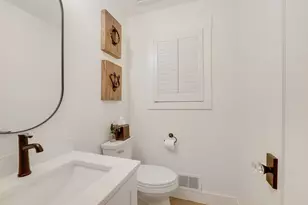15801 Day Pl, Minnetonka, MN 55345 - Photo 20