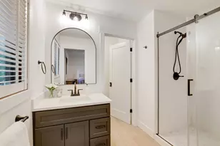 15801 Day Pl, Minnetonka, MN 55345 - Photo 24