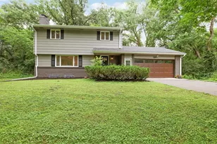 15801 Day Pl, Minnetonka, MN 55345 - Photo 2