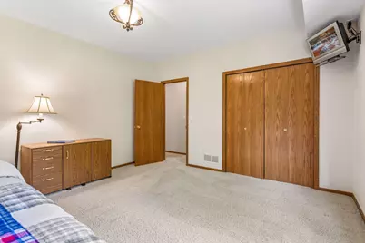 16355 42nd Avenue N, Plymouth, MN 55446 - Photo 38