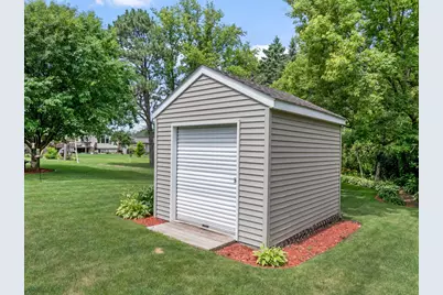 450 Lally Court, Zumbrota, MN 55992 - Photo 6