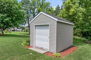 450 Lally Ct, Zumbrota, MN 55992 - Photo 6