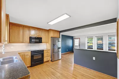 924 Fuller Street S, Shakopee, MN 55379 - Photo 10