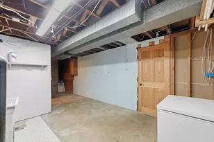 924 Fuller St S, Shakopee, MN 55379 - Photo 30