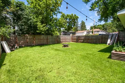 102 W Beech Avenue W, Fergus Falls, MN 56537 - Photo 10