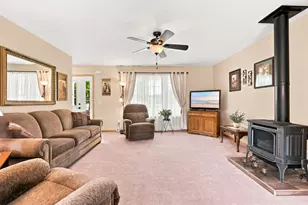 1423 County Rd GG, New Richmond, WI 54017 - Photo 8