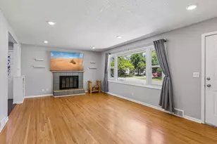 6625 Wyoming Ave N, Brooklyn Park, MN 55428 - Photo 8