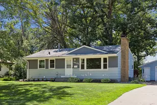 6625 Wyoming Ave N, Brooklyn Park, MN 55428 - Photo 2