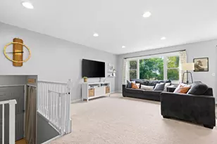 8648 N Zinnia Way, Maple Grove, MN 55369 - Photo 8