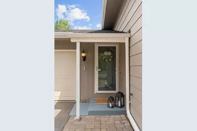 8648 N Zinnia Way, Maple Grove, MN 55369 - Photo 4