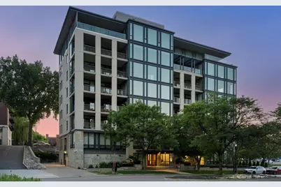 301 Kenwood Parkway #602, Minneapolis, MN 55403 - Photo 2