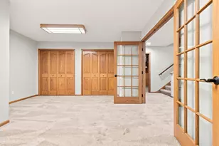 2674 Bartylla Ct, White Bear Lake, MN 55110 - Photo 38