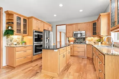 2674 Bartylla Court, White Bear Lake, MN 55110 - Photo 8