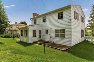 1009 19th St NE, Rochester, MN 55906 - Photo 2