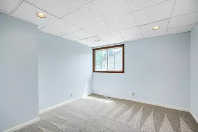 9200 Harkness Avenue S, Cottage Grove, MN 55016 - Photo 8