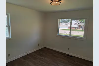 215 Madison Avenue SW, Wadena, MN 56482 - Photo 24