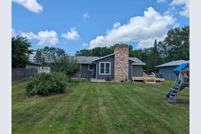 215 Madison Avenue SW, Wadena, MN 56482 - Photo 6