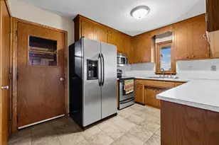 5310 Credit River Rd SE, Prior Lake, MN 55372 - Photo 18