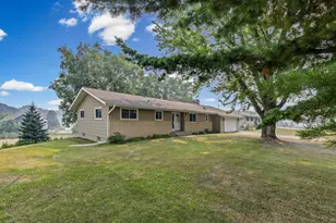5310 Credit River Rd SE, Prior Lake, MN 55372 - Photo 2