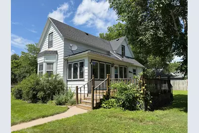 411 16th Street S, Benson, MN 56215 - Photo 2