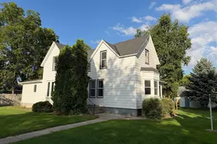 411 16th St S, Benson, MN 56215 - Photo 2