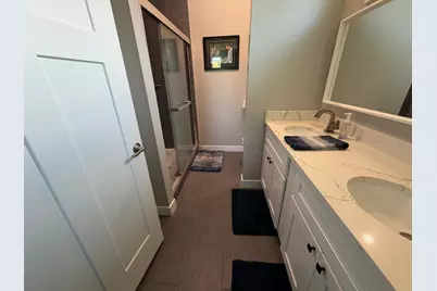 1740 Bay Oaks Drive, Albert Lea, MN 56007 - Photo 20