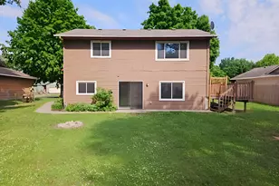 7613 Fairfield Rd, Brooklyn Park, MN 55444 - Photo 40
