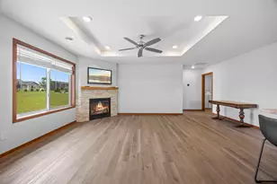 885 Tall Grass Ct, Wanamingo, MN 55983 - Photo 18