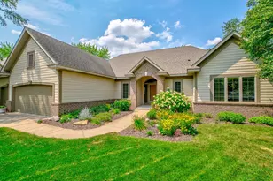 5619 Cottonwood Ct, Shoreview, MN 55126 - Photo 40