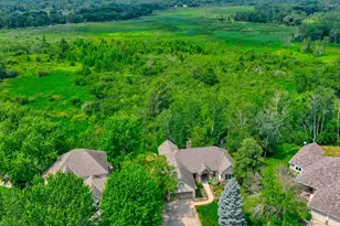 5619 Cottonwood Ct, Shoreview, MN 55126 - Photo 1