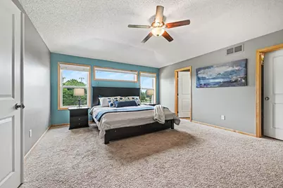 1876 Foothill Trail, Shakopee, MN 55379 - Photo 4