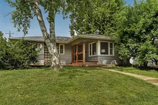 3307 21st Ave NW, Rochester, MN 55901 - Photo 2