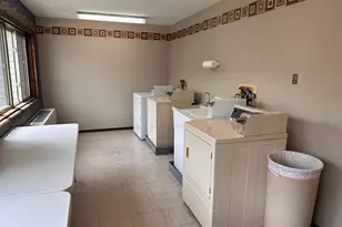 1372 Carling Dr, Saint Paul, MN 55108 - Photo 36