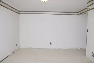 439 3rd Avenue SE, Hutchinson, MN 55350 - Photo 6