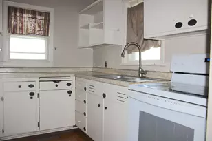 439 3rd Ave SE, Hutchinson, MN 55350 - Photo 2