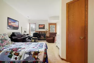 14389 Bedford Dr, Eden Prairie, MN 55346 - Photo 40