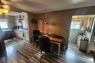 819 2nd St SW, Pipestone, MN 56164 - Photo 16